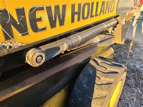 hydraulic cylinder on newholland skid steer loader|new holland lx185 hydraulic cylinder.